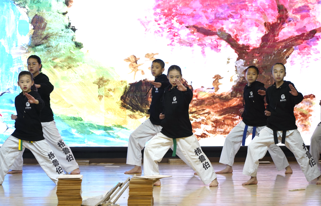 格鲁伯15年教育新年庆典活动(图13) 图片
