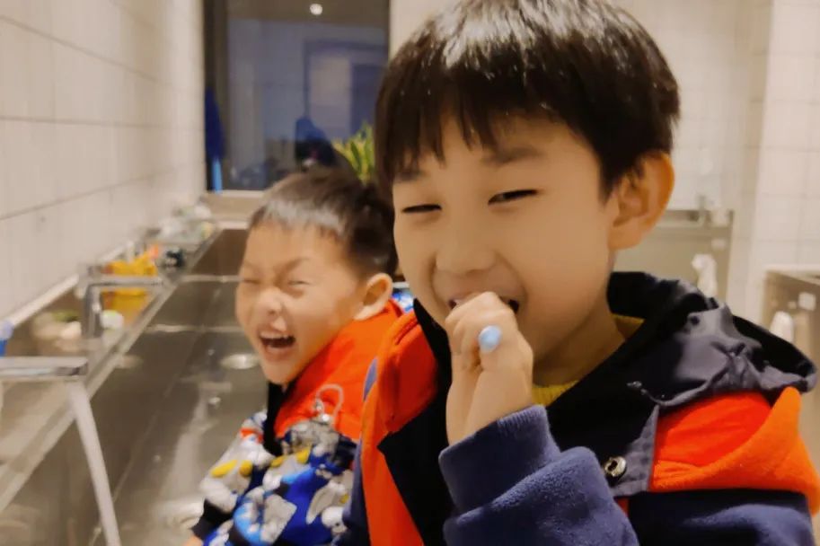 林待秋梧桐湖学校小学的寄宿日常(图31) 图片